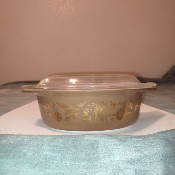 Pyrex Early American 043 1 1/2 quart with Lid 943 C14  Vintage Collectible - Picture 4 of 14